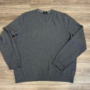 VINCE 100% Cashmere V-Neck Grey Sweater